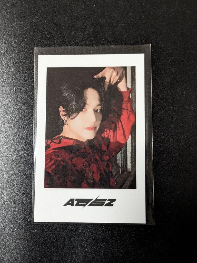 [USED] ATEEZ Wooyoung OUTLAW makestar trading card Polaroid