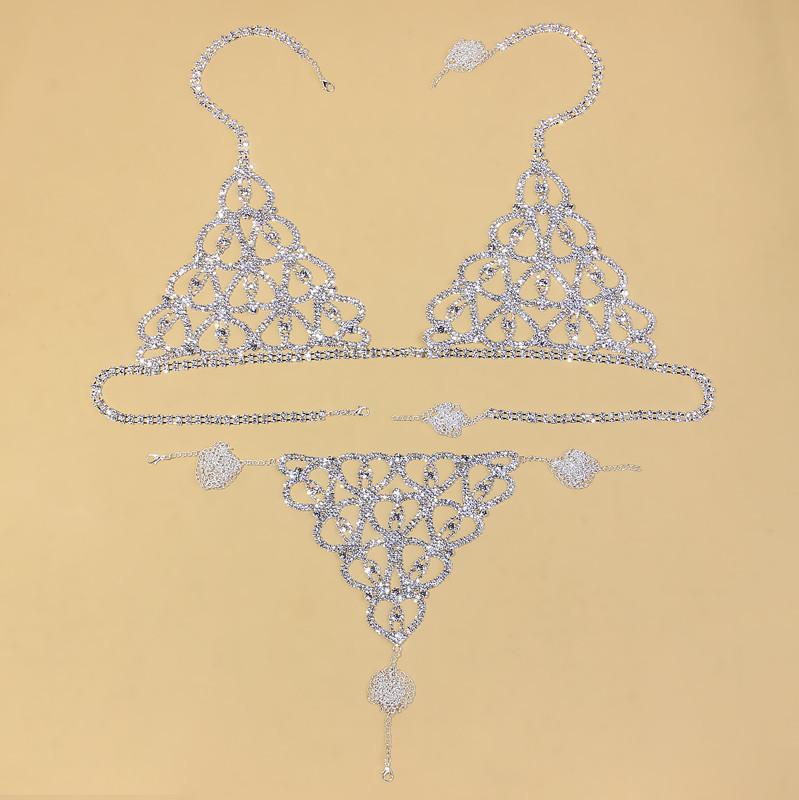 Sexy body chain, chest chain, fashionable luxury, heart-shaped rhinestone, lingerie set, nightclub clothing