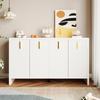 Modernes, minimalistisches weißes Sideboard: Perfekte Kombination aus flexiblem Stauraum und elegantem Design, mit goldenen Griffen und verstellbaren Trennwänden