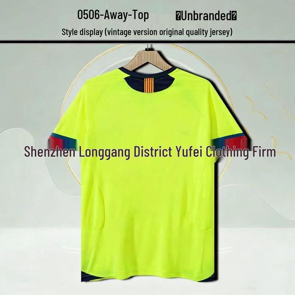 Barcelona Retro Trikot: Nein. 10 Messi, Nein. 9 Ronaldo, Nein. 10 Ronaldinho Gedenkausgabe