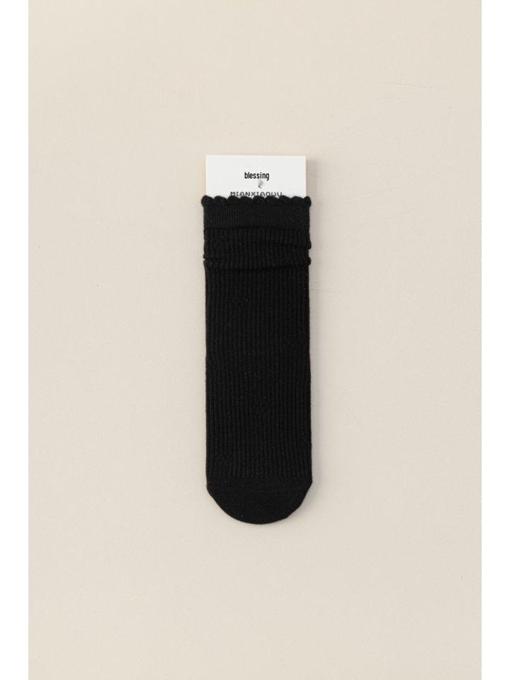 Minimalist Maternity Mid-Calf Cotton Loose Socks – Autumn/Winter Frill Design