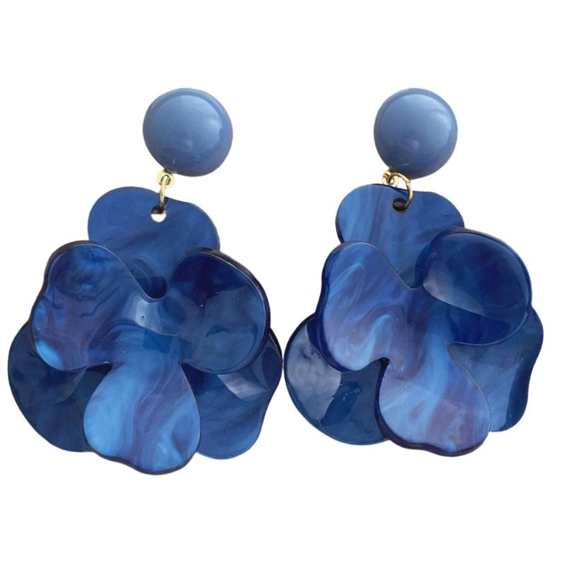 Elegant Flower Earrings Women Pendant Earrings Comfortable Wear Ear Jewelry Suitable for Daily and Formal Occasions Wear
