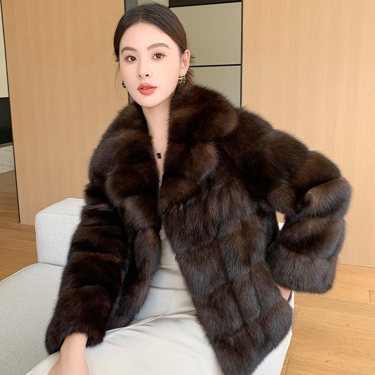 Chaqueta de piel de visón retro de alta gama Sable con textura de otoño e invierno, chaqueta de piel sintética de moda cálida y gruesa