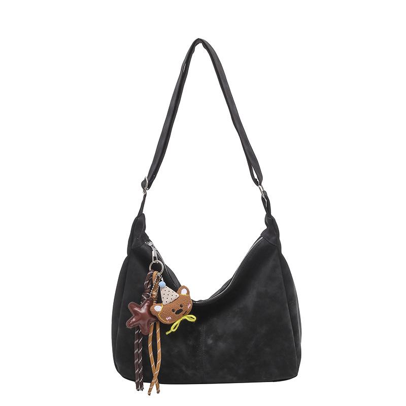 Retro matte large-capacity bag female, autumn and winter new tote bag versatile class commuting shoulder messenger bag