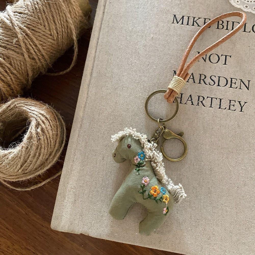 Stuffed Animal Embroidered Horse Keychain Cute Horse Year Key Chain Cloth Pony Pendant  anging