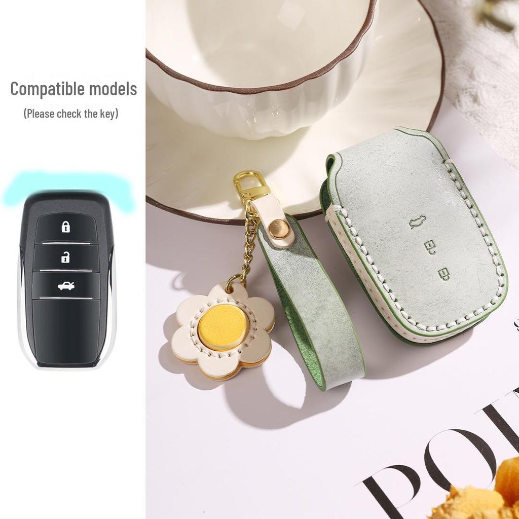 Handcrafted Leather Key Cover for Toyota Models (Asia Dragon, Camry, Senna, Corolla) - Mist Wax Vegetable-Tanned Cowhide