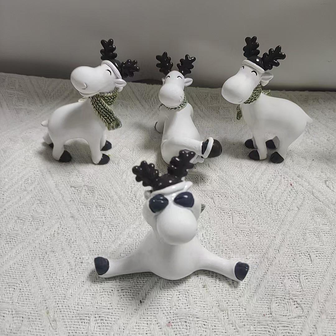 

Resin Deer Ornament for Home Decor: Sitting & Lying in Entrance, Living Room, or Bedroom