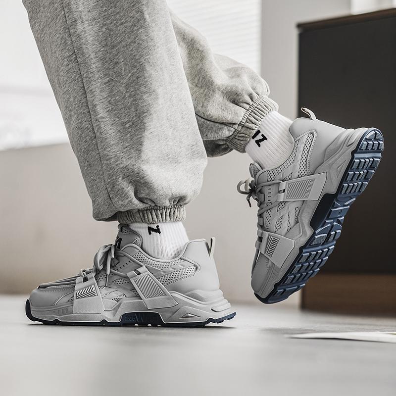 Adult Size Non Slip Wear-resistant Fashionable Retro Outdoor Thick Sole Running Shoes Casual Sports Men's Shoes Dad Shoes