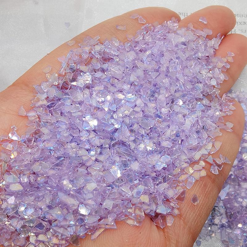 Ručně vyráběné duhové skleněné střepy pro šperky a zdobení nehtů