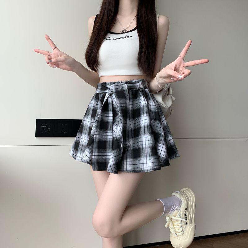 Retro Plaid High-Waisted Women's Skirt - Versatile and Slimming