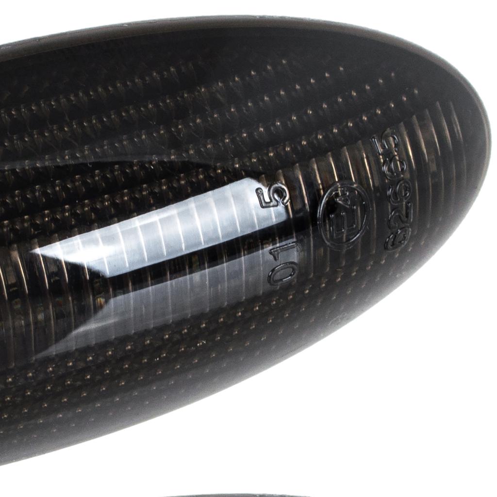 Toyota Auris I Corolla X RAV 4 III Verso R2 Yaris II LED Seitenblinker GETÖNT DYNAMISCH 2 Stück. EINSTELLEN