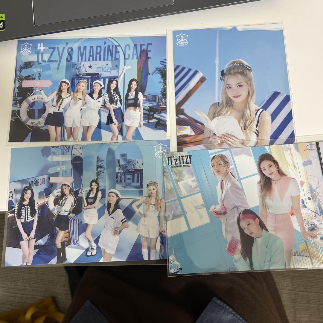 

[USED] itzy trading card randtrail rear all