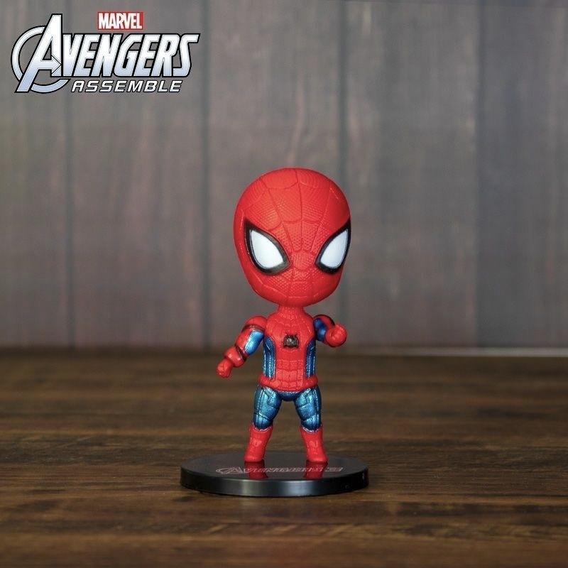 Scatola a Sorpresa Action Figures Marvel Avengers, Batman Iron Man Spider-Man Captain America Giocattoli, Ornamenti Modello da Collezione per Bambini e Fan