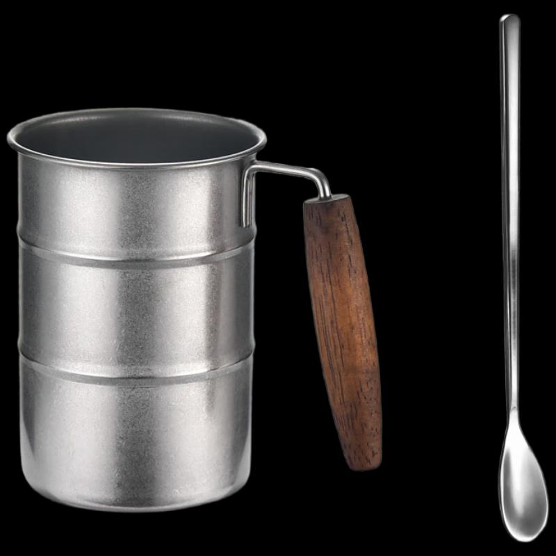 

Вінтажна чашка з оленем та дерев яною ручкою