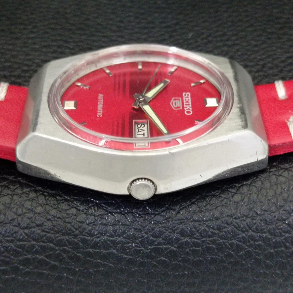 JAPAN VINTAGE SEIKO 5 AUTOMATIC 6309A MENS RED COLOR DIAL WATCH a701438-5 R206b-a701438