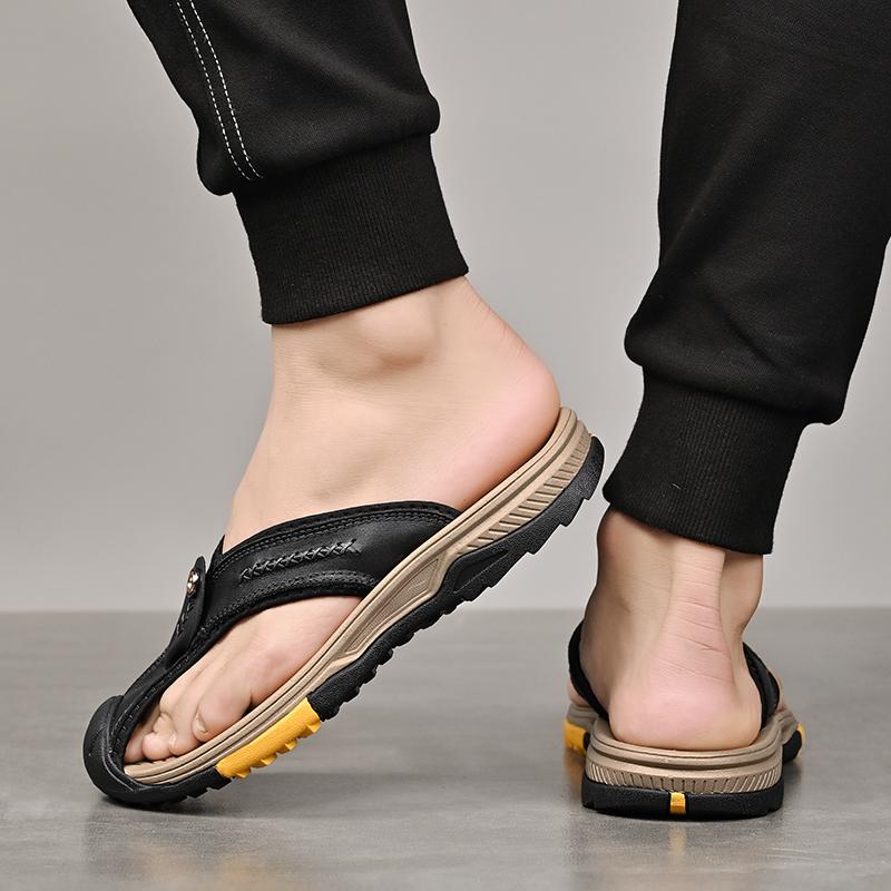 Fashion Soft Comfy Leather Slippers Beach Summer Flats Non-Slip Male Half Drag Leisure Walk Footwear Anti-collision Toe Men's Flip Flops