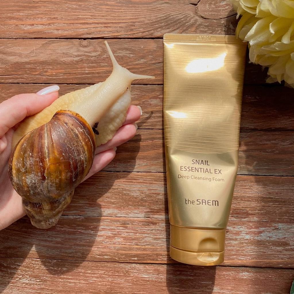 The same-SNAIL ESSENTIAL EX Deep Cleansing Foam 150g