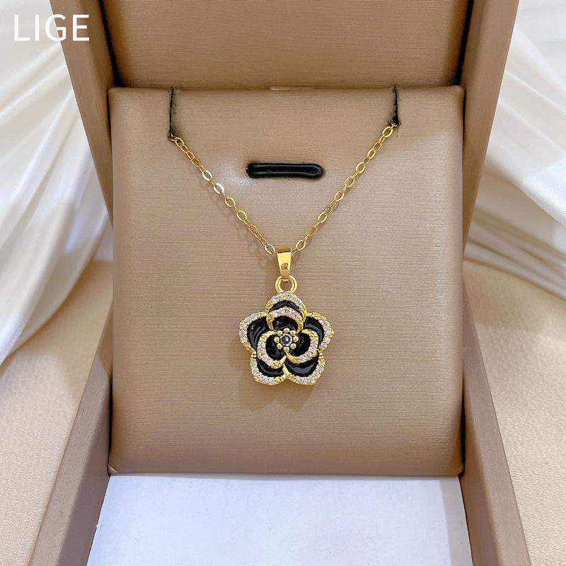 Set Camellia Drop Oil Light Luxury Wedding Necklace Women'S Versatile Clavicle Chain Titanium Steel Chain