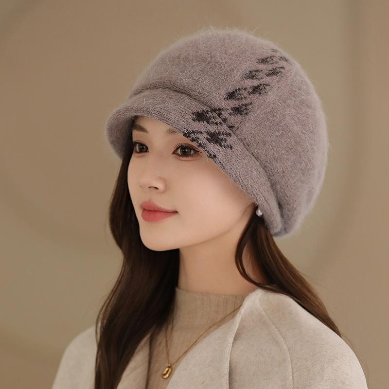 Autumn and Winter Temperament Elegant Mother Hat Women Versatile Middle-aged Elderly Knitted Wool Hat Windproof Ear Protection Beret