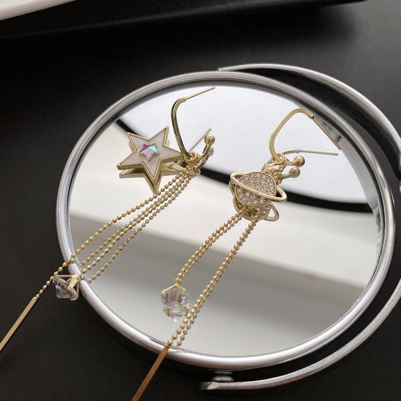 Nouvelles Boucles d'Oreilles Longues Asymétriques à Franges Pentagramme pour Femmes Exquises Boucles d'Oreilles Planète Strass Bijoux de Mariage Fête