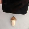 Three-Dimensional Simulated Mushroom-Shaped Phone Dust Plug, Dust-Proof and Does Not Damage the Interface. Suitable for Mobile Phones
