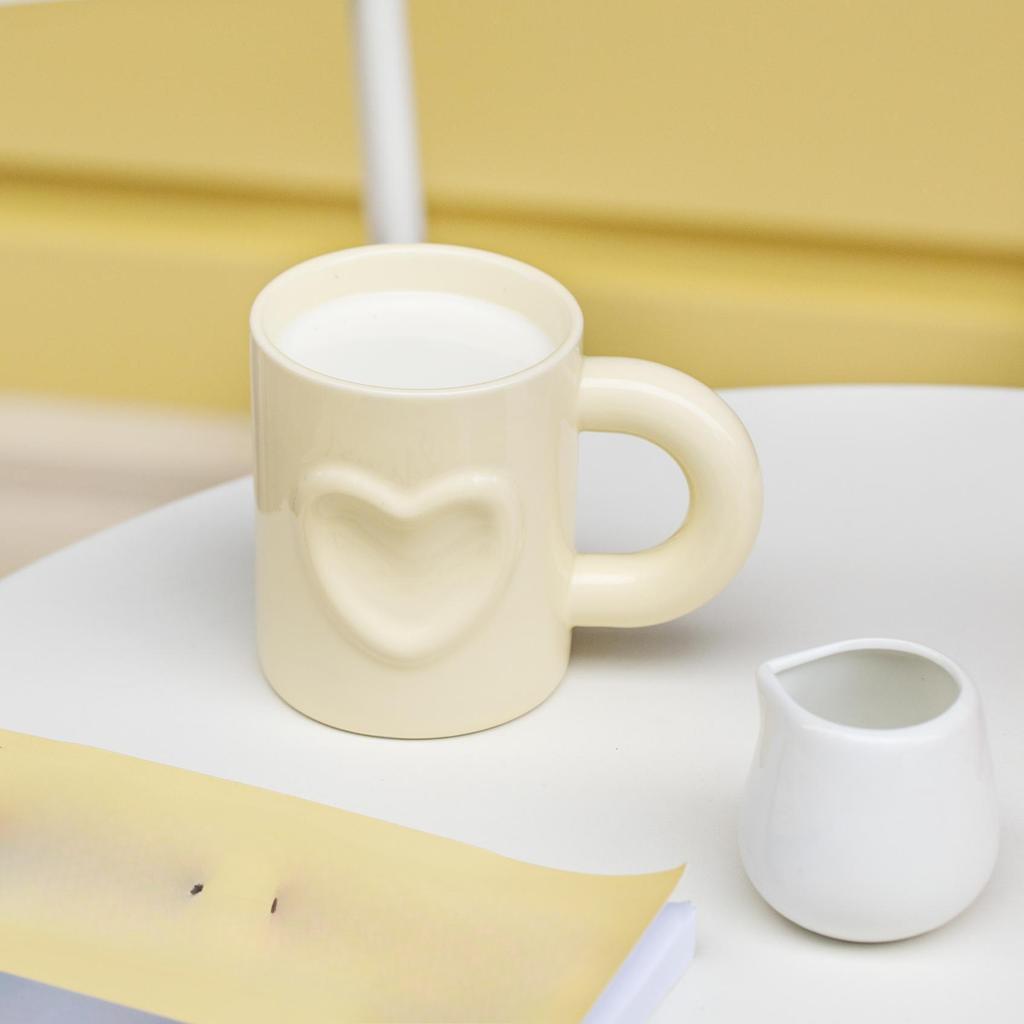 Relief Flower Ceramic Cup Girl Love Design Coffee Cup Simple Mug Gift Drinking Cup