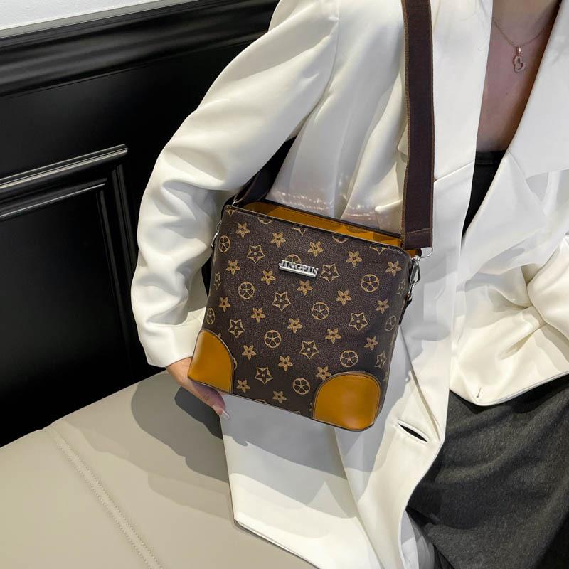 Women's 2025 Retro Bucket Bag: Versatile Vintage Handbag & Single Shoulder Crossbody with Classic Floral Design