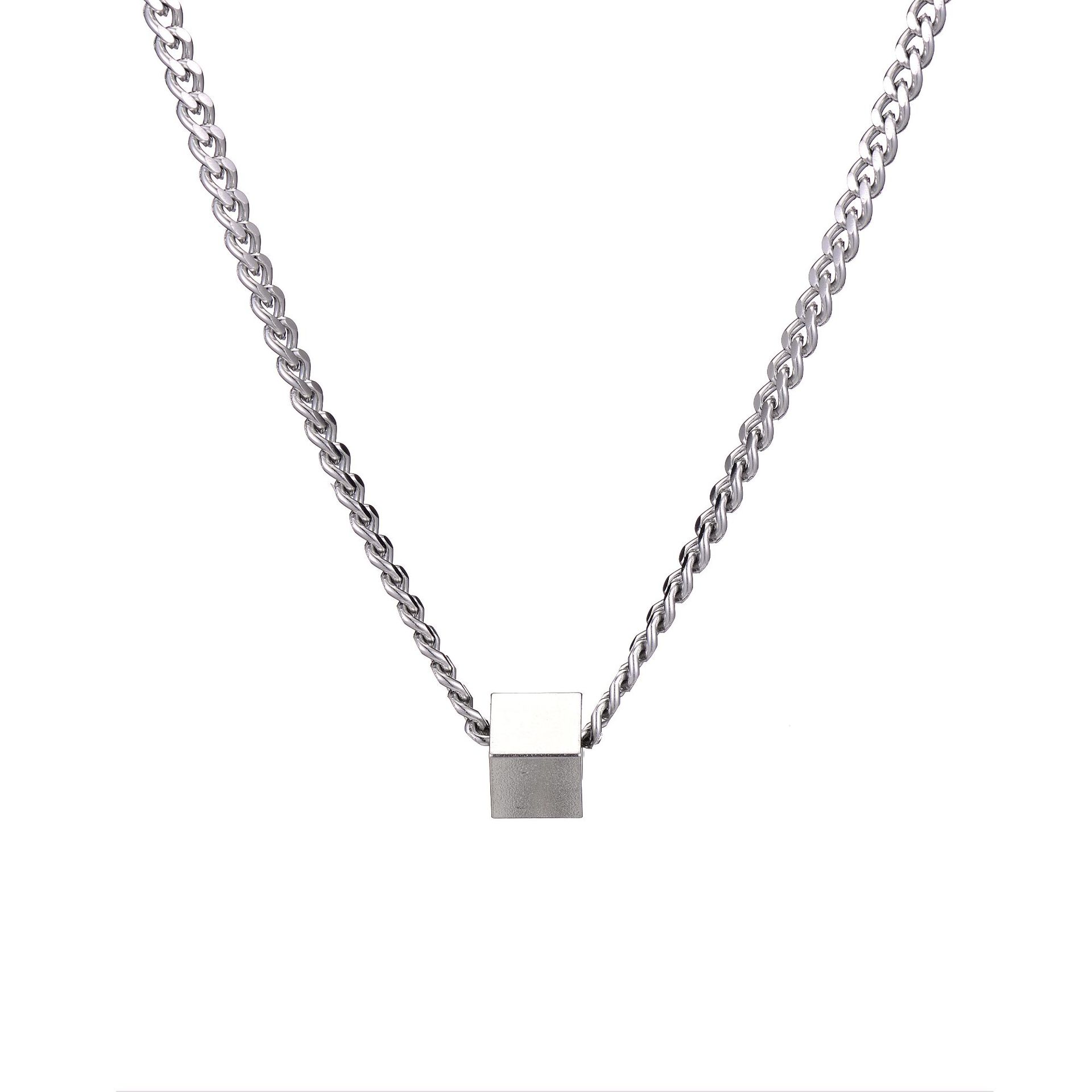 

2023 Корейский простой квадратный кулон, универсальное элегантное ожерелье, простые универсальные богемные студенческие группы для девочек, аксессуары в стиле панк серебряный