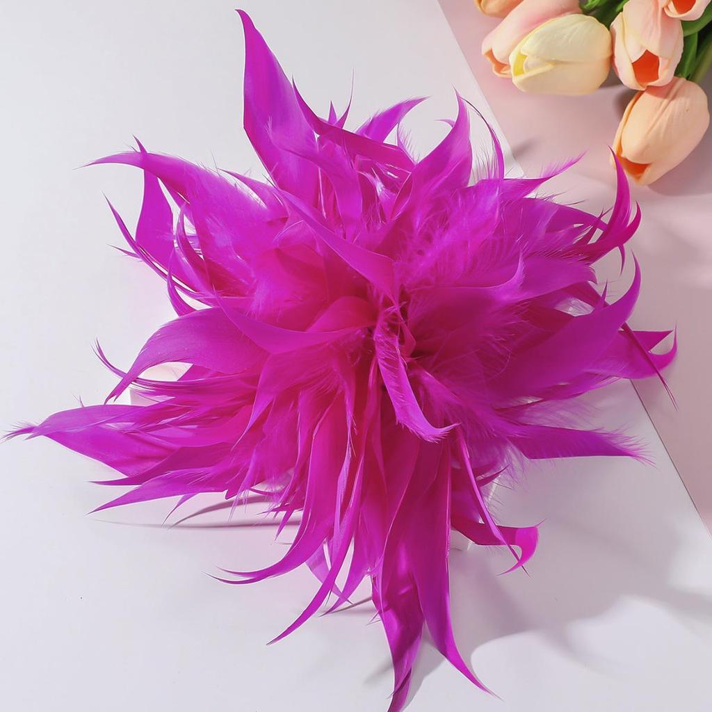 Exquisite European & American Mesh Flower Brooch: Chic, Luxurious Corsage Pin with Bold Style for Women