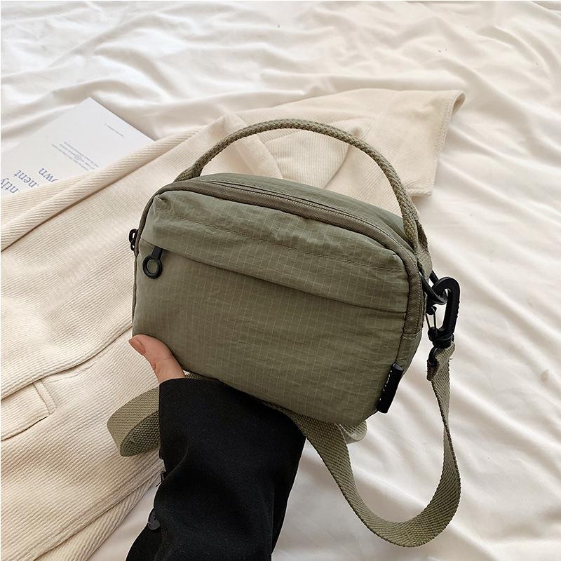 

Новая небольшая квадратная сумка Macaron из нейлона, водонепроницаемая легкая холщовая сумка, повседневная универсальная сумка через плечо для мобильного телефона