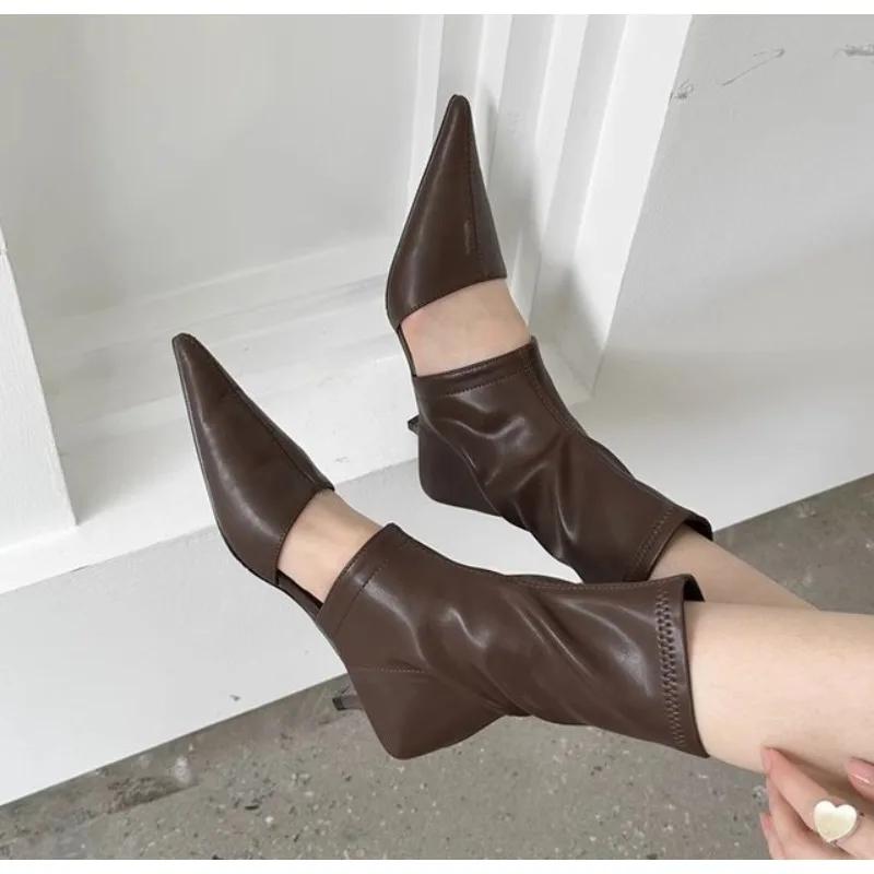 

Новые черные туфли-ботильоны с острым носком и вырезами, на высоком каблуке, эластичные, женские, туфли для платья, шпилька, модная обувь Mujer 40 коричневый