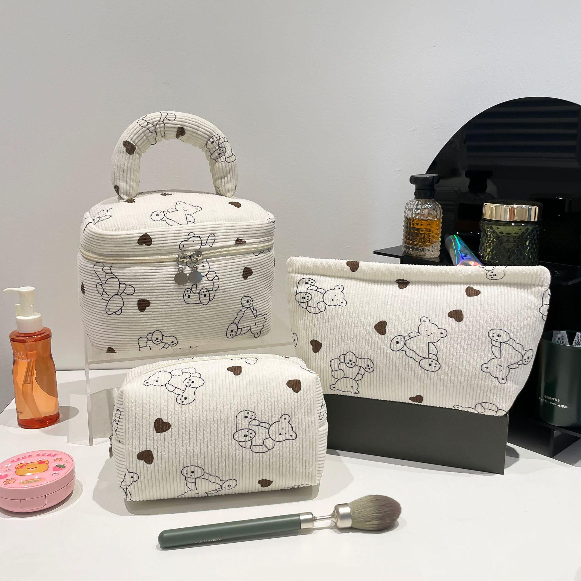 

Cross-border Exquisite Corduroy Bucket Bag with Bowknot Print - Lightweight Travel & Portable Coin Purse Hexagon Bag 20*14.5*7cm