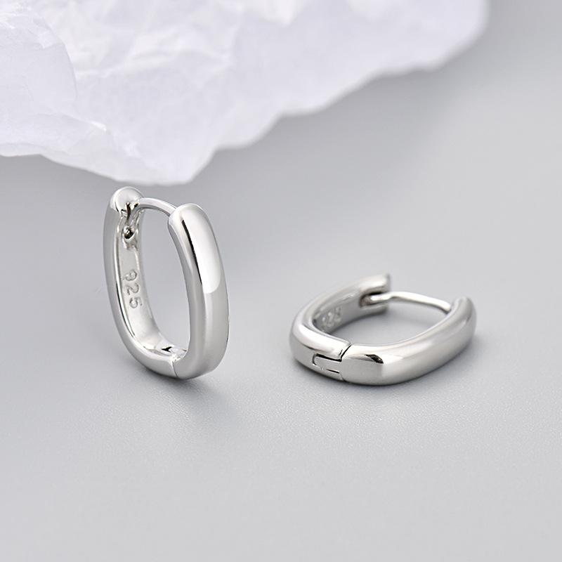 Boucles d'Oreilles Minimalistes Géométriques Ovales Carrées Lisses en Forme de U Bijoux Polyvalents de Tous les Jours Pour Femmes