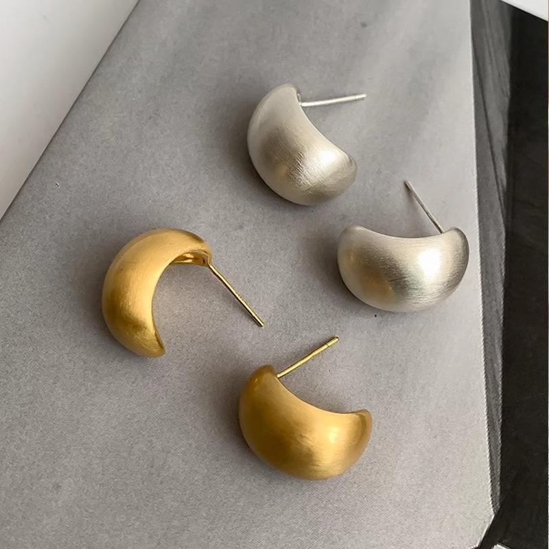 925 Silver Frosted Teardrop Stud Earrings with Cold Style Texture