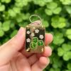 Mini Blomsterpresse Nøglering Metal Bærbar Mikroblomster Tørrepresse Sæt med 20 Papir Håndlavet Blomsterbevaringsværktøj til Vandreture