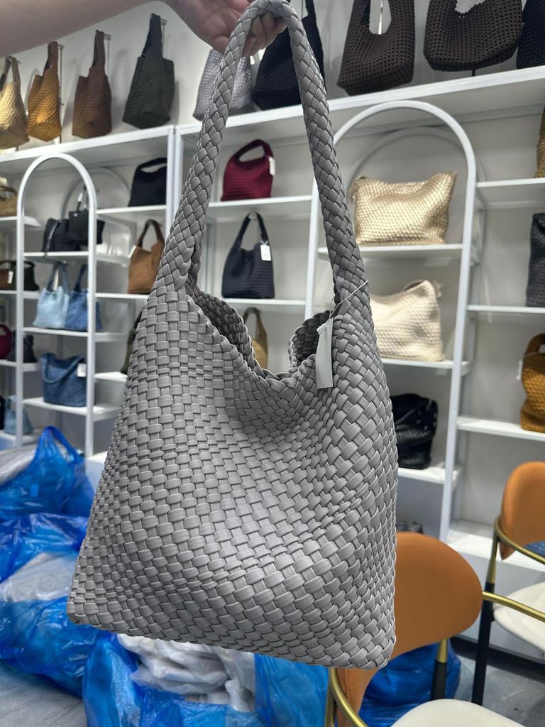 Handgefertigte geflochtene PU-Leder-Schultertasche mit großem Fassungsvermögen für Damen