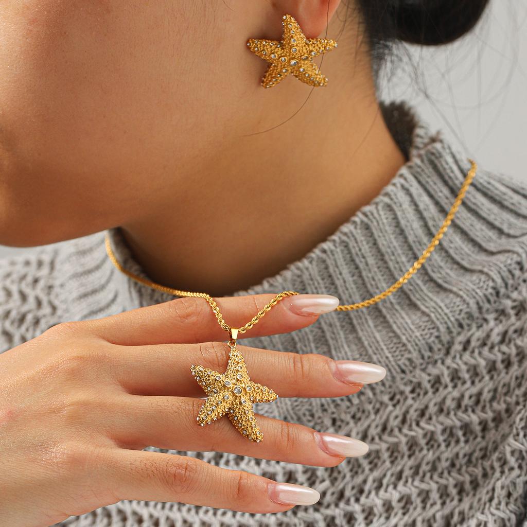 Diamond-encrusted star necklace, light luxury versatile five-pointed star stud earrings, fade-resistant versatile jewelry