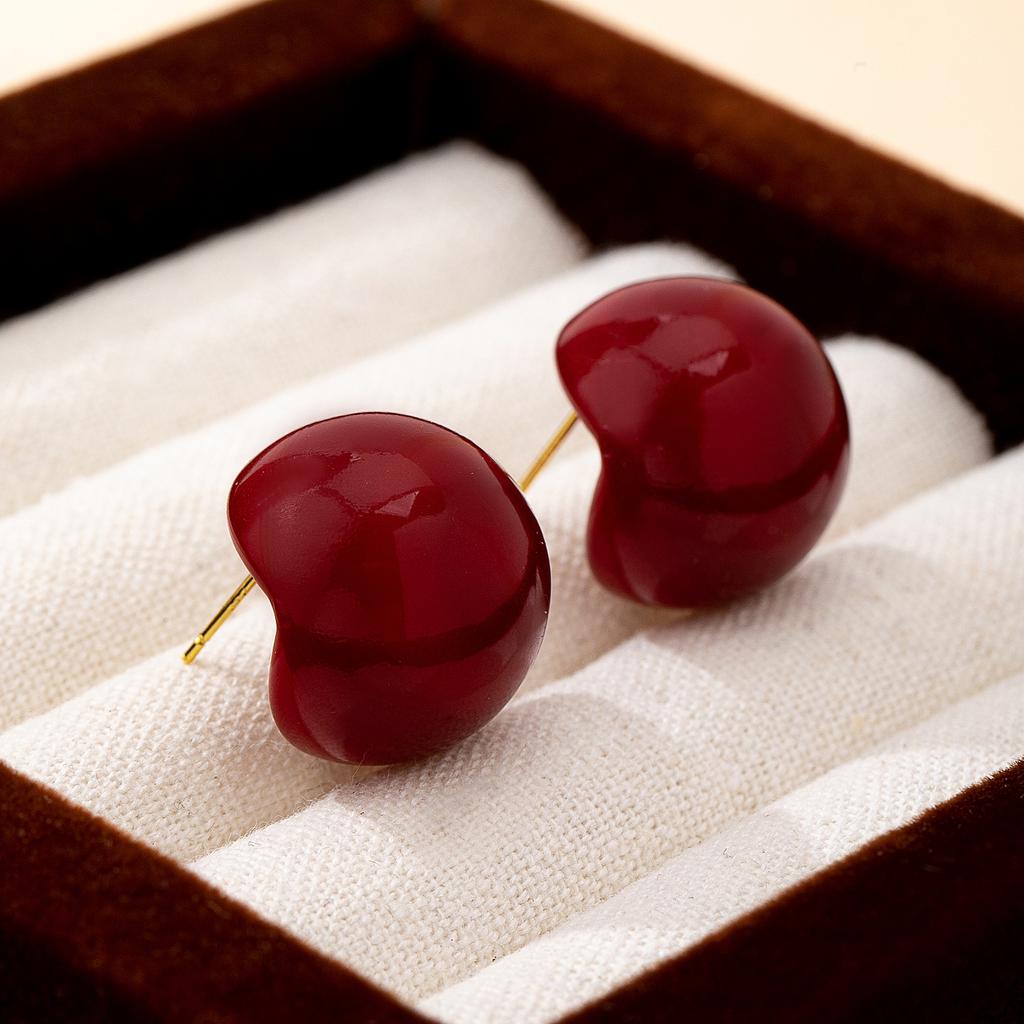 Women's Earrings, Semi-Circle Red Classic Fashion Earrings, Suitable for Daily Wear and Vacation Wear
