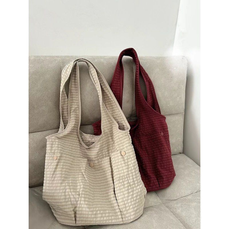 

Korean casual plaid canvas bag women s 2025 new large-capacity pleated shoulder tote bag commuter bag хакі