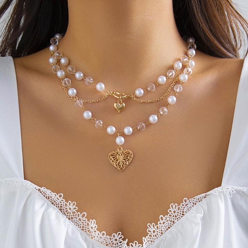 Strawberry Necklace Imitation Pearl Choker Bohemia Layer Crystal Clavicle Chain Delicate Sweet Necklace for Women Girl