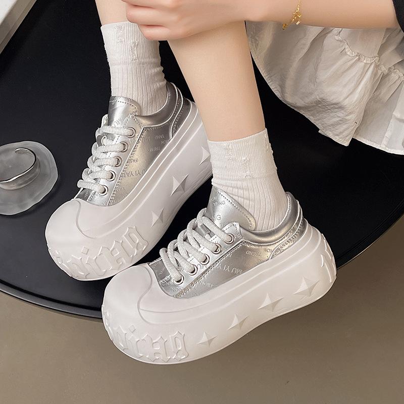 Korean version JX imitation leather letter printing big head white shoes women's 2025 spring new fashion versatile bread shoes casual shoes