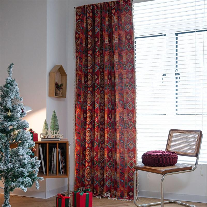 Tende Festive Haute Maison - Edizione Limitata Jacquard Cremisi con Orlo Ponderato per Cucine Stellate Michelin e Finestre a Baia a Cubo di Vetro