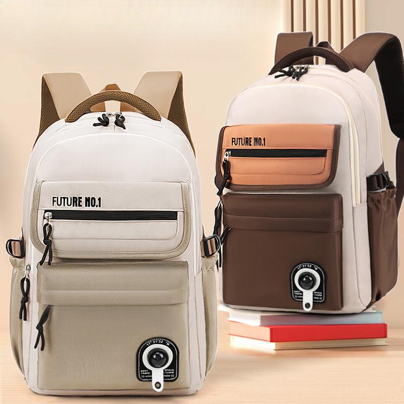 Large-capacity Couple Travel Backpack Korean Version of Japanese Cute Girl Backpack Fashion Junior High School Students' Schoolbags.