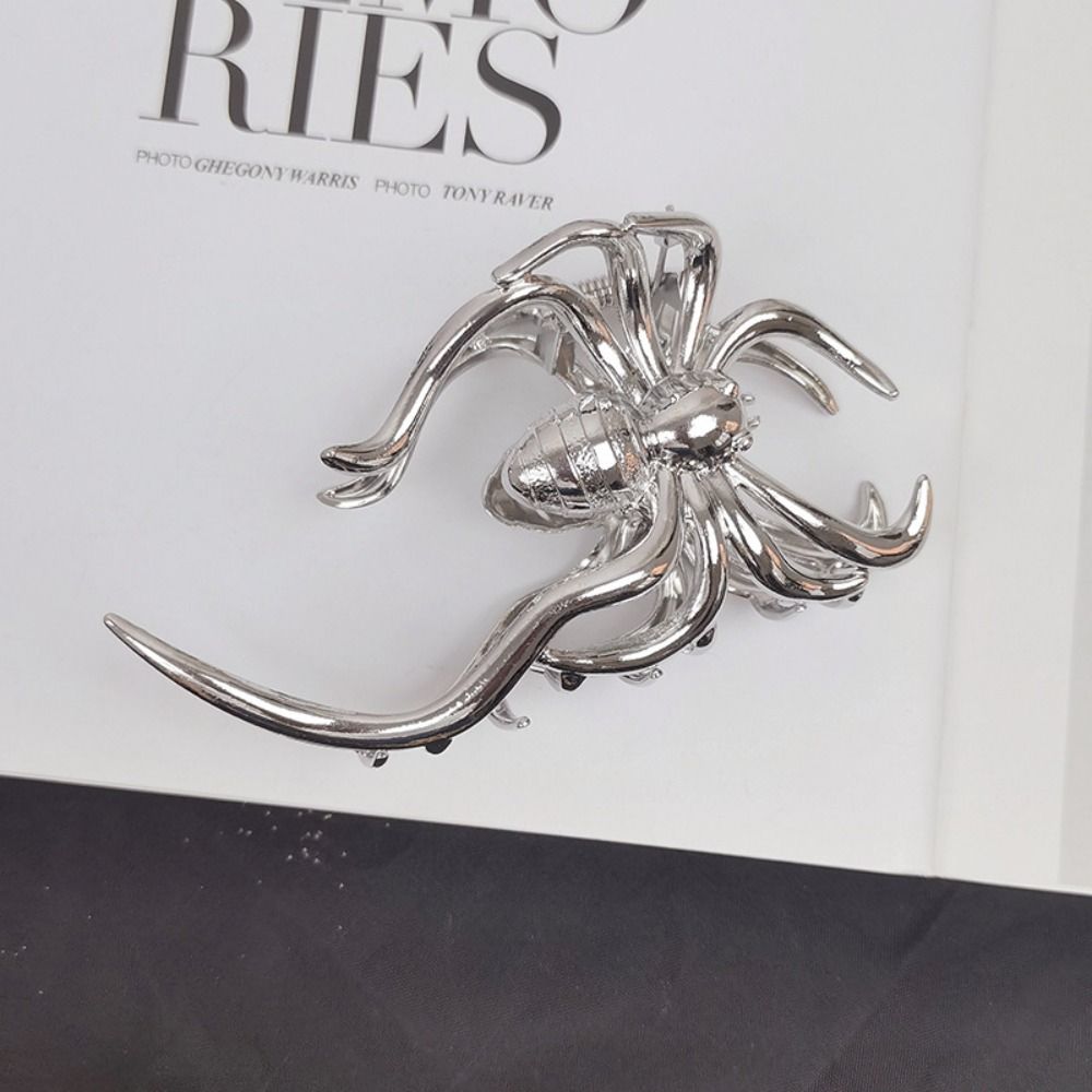 Hollow Spider Hair Claw Geometric Metal Hair Claw Gothic Large Shark Clip Girl