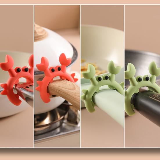 1Pcs Crab Shaped Silicone Spatula Holder Rack Anti Scalding Spoon Rest Clip for