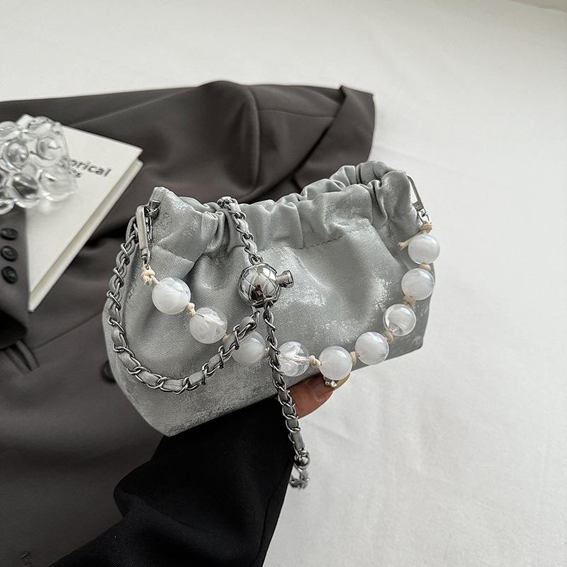 Trendová dámská nová vrásčitá designová perlová řetízková taška s mraky, módní volnočasové tašky přes rameno v korejském stylu, tašky na knedlíky, crossbody tašky
