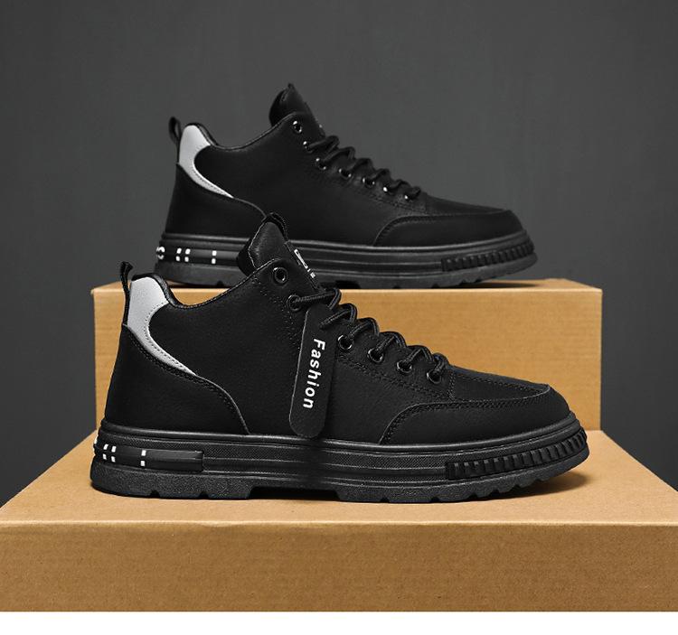 Spring Men's New Breathable and Anti Slip Sports Shoes