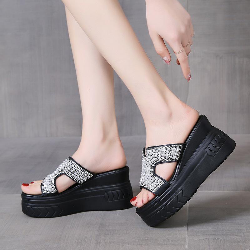 

New popular h slippers women s summer wear fashion pearl one-word drag thick bottom slope heel sandals 36