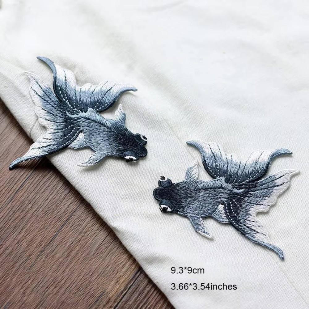 1 Pair 9.3*9cm Goldfish Patch Ink Embroidery Red Pink Clothing Patches Ethnic Style Sew on Applique Clothing Decoration