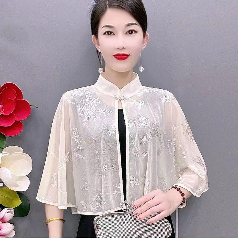 Sommerlicher Hohl-Qipao-Schal: Vielseitige Damen-Oberbekleidung & Camisole-Kleid mit Sonnenschutz und Stehkragen-Umhang